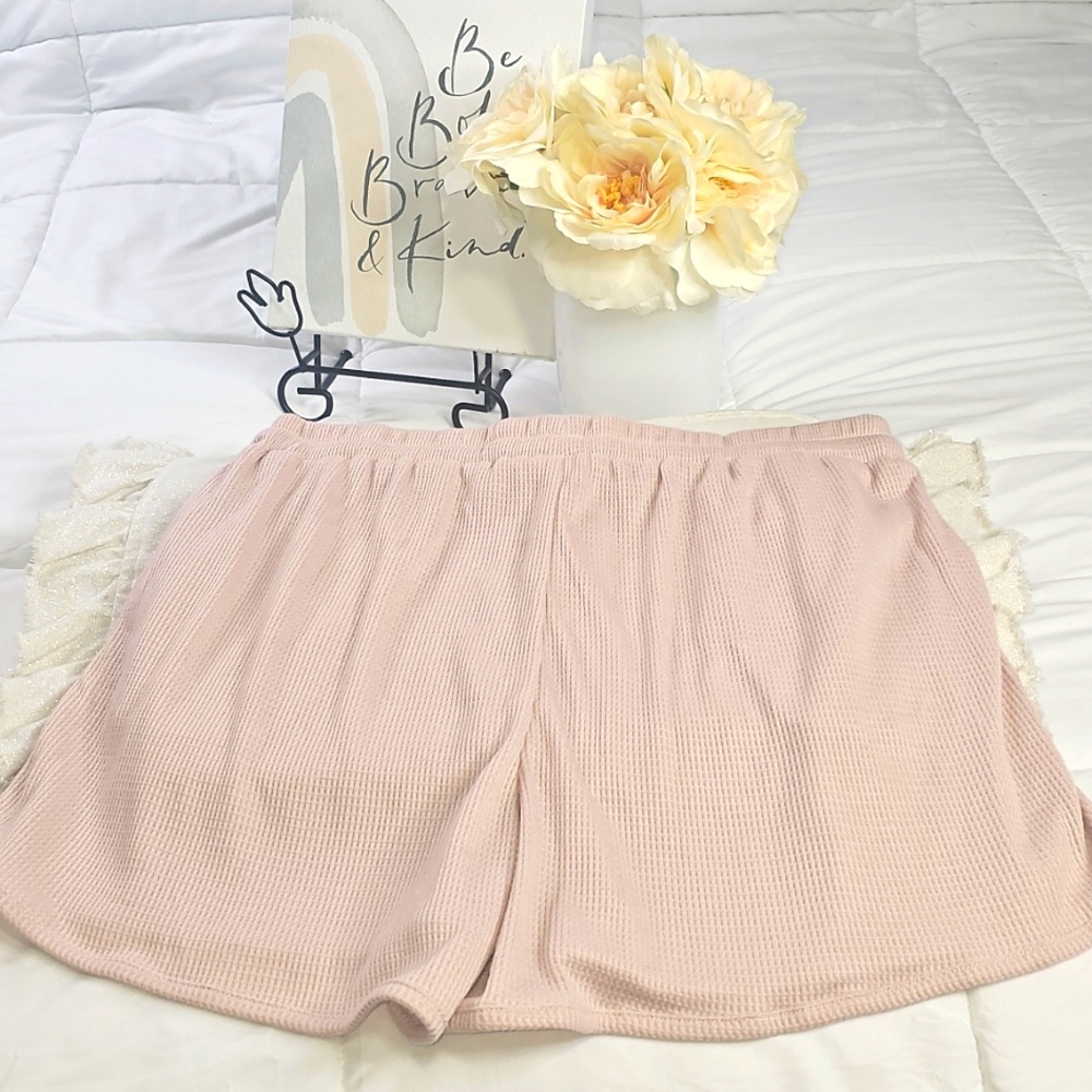 Pink Pajama Set Loungewear Elegant wear Vacation Resort wear - Picture 6 of 11